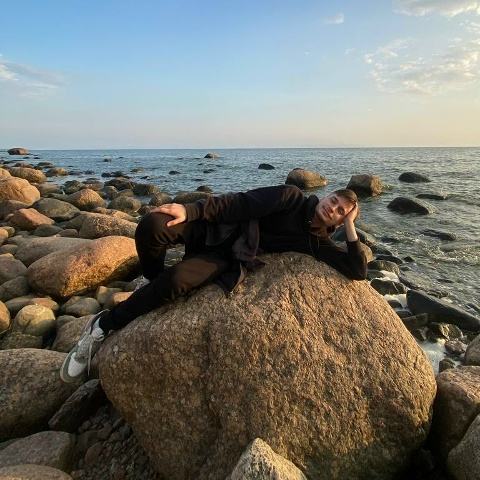 Алексей Погорельцев